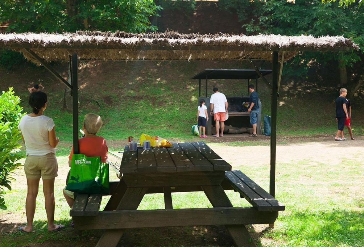 Acampale - Glamping La Garrotxa - Santa Pau Hotel Kültér fotó
